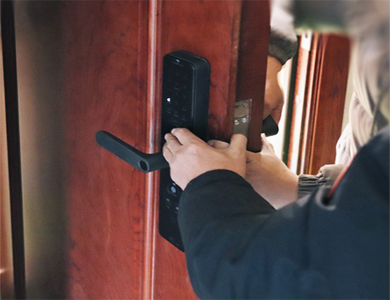 容县24小时上门开锁公司